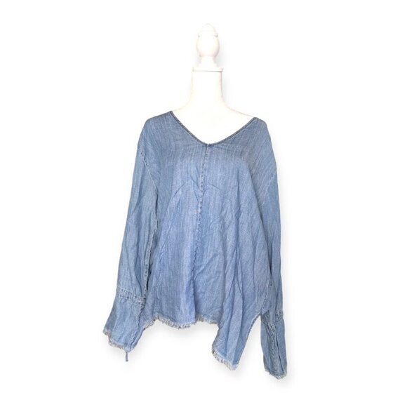 Rails - Stylish Denim Blouse - Picture 1 of 3